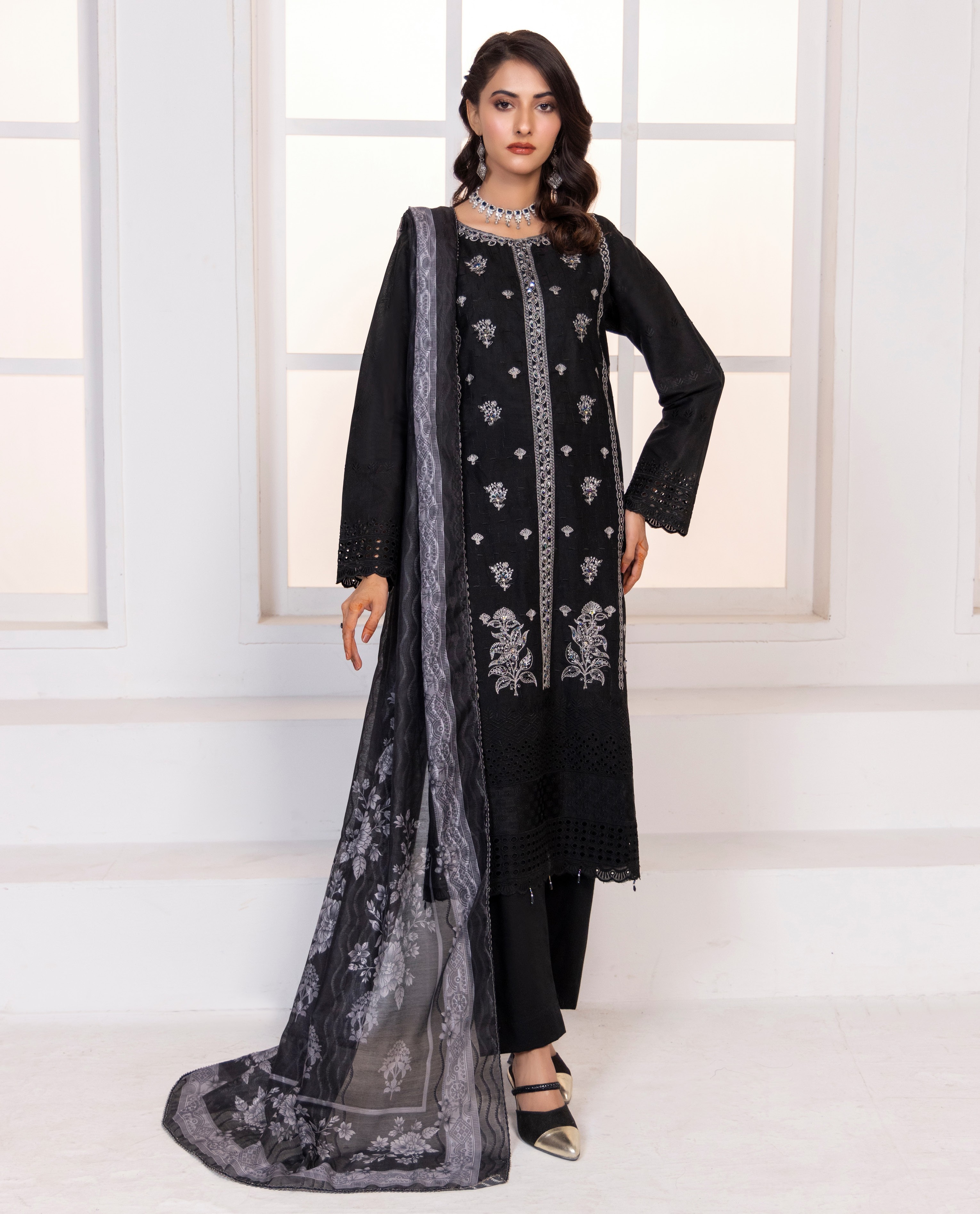 QALAMKAR – Exclusive Chikankari Embroidered Collection